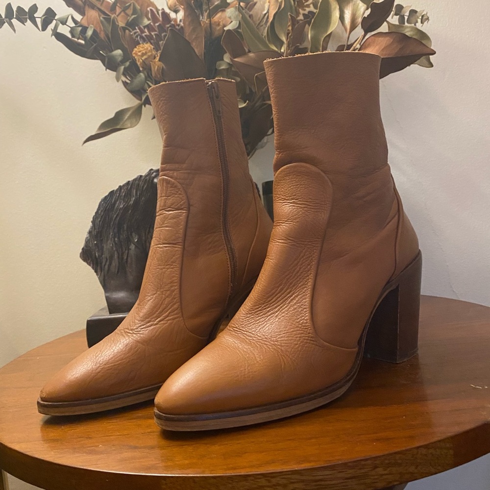 TOPSHOP leather boot - Picture 2 of 2
